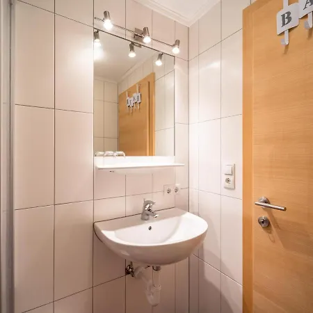 Obersteiner 1 *